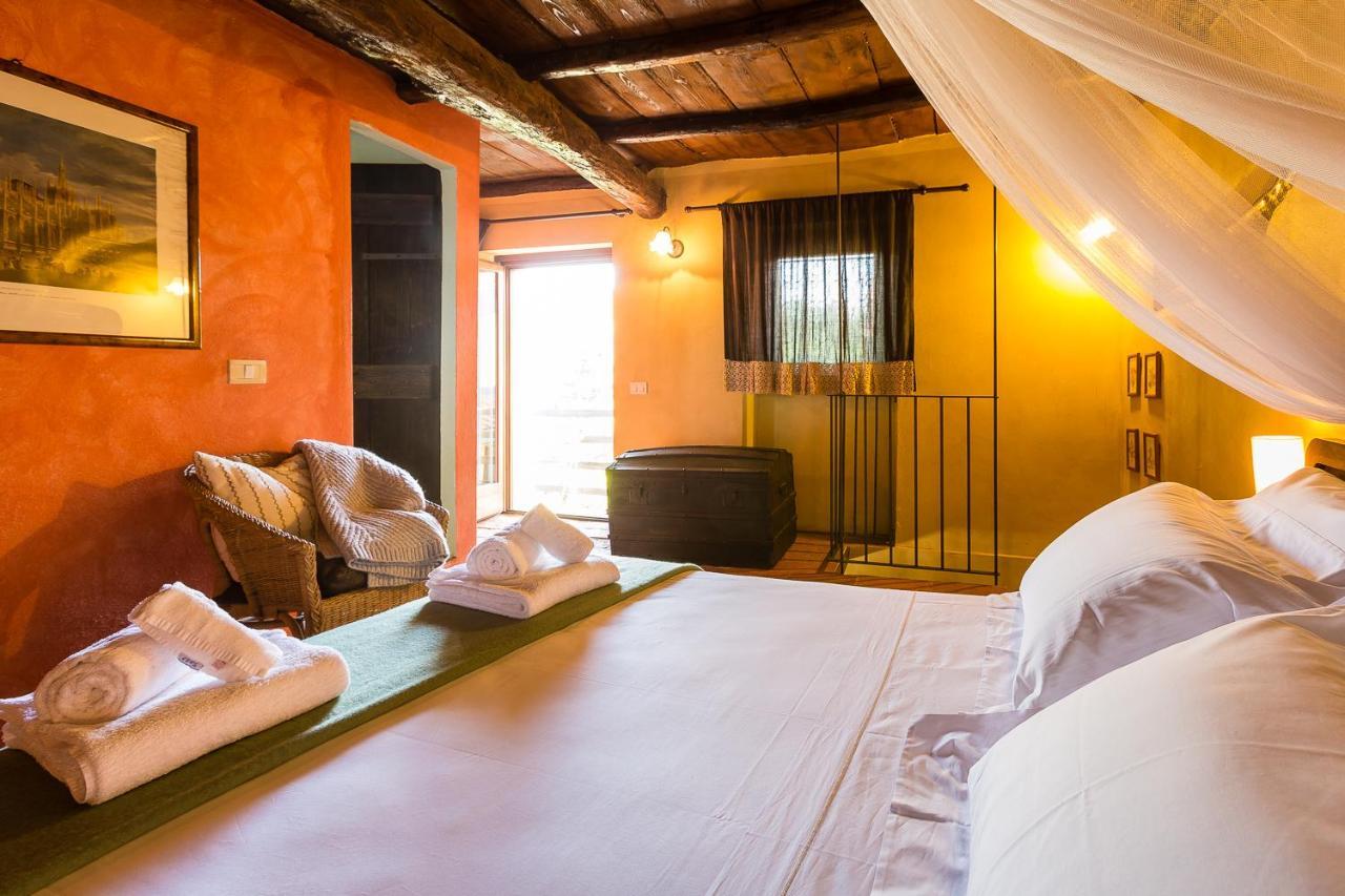 Relais Dei Cesari Villa Borgo Ticino Bagian luar foto