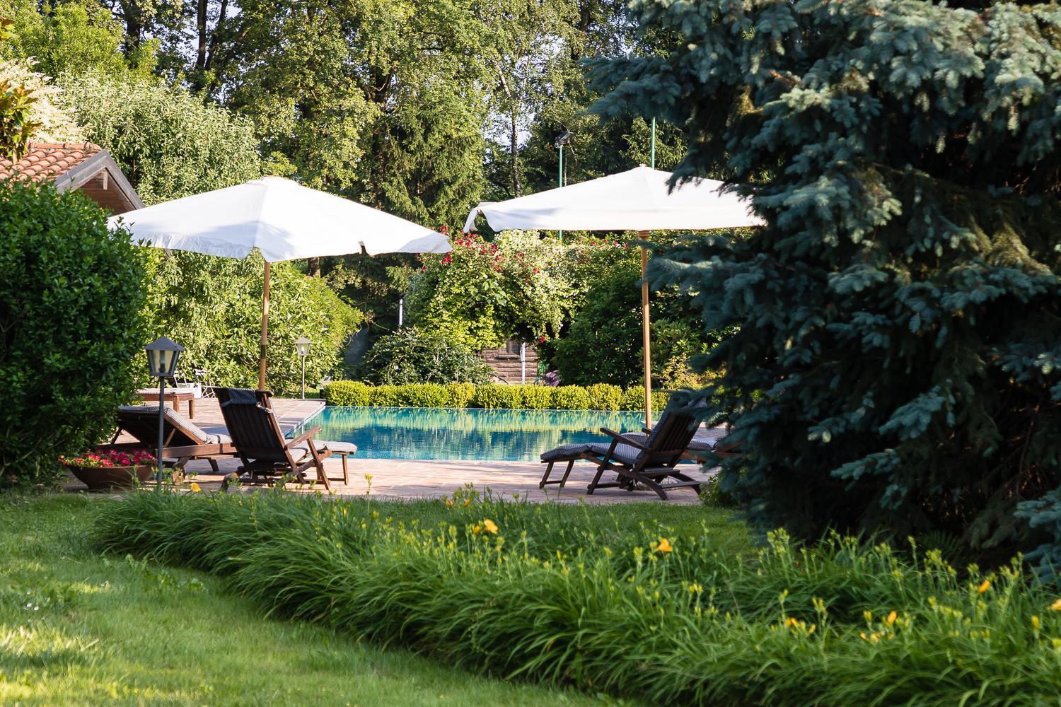 Relais Dei Cesari Villa Borgo Ticino Bagian luar foto